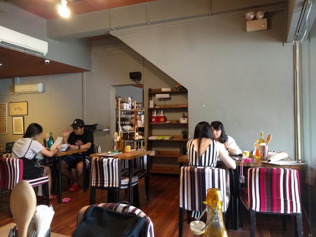 sun ray cafe interior